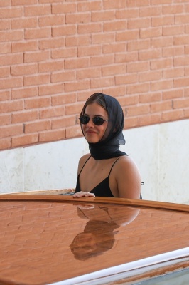 b_0007.jpg