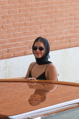 b_0019.jpg