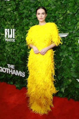 Zoey-Deutch-048.jpg
