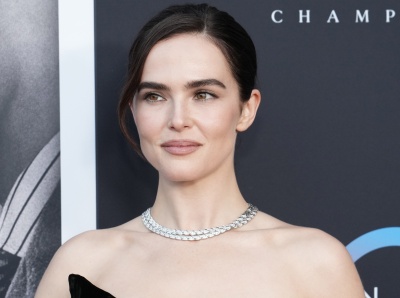 Zoey-Deutch-117.jpg