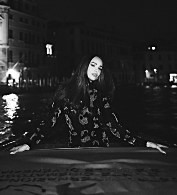 s_0005.jpg
