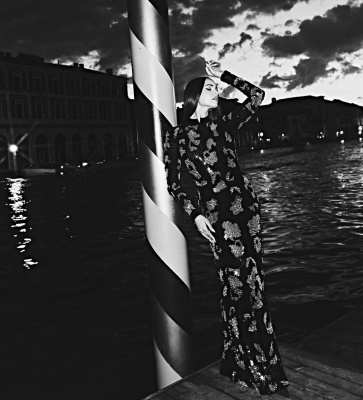 s_0010.jpg