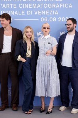 a_0102.jpg