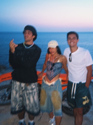 b_0009.jpg