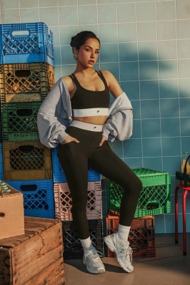 b_0012.jpg