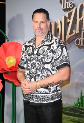 j_0002.jpg