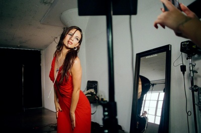 v_0027.jpg