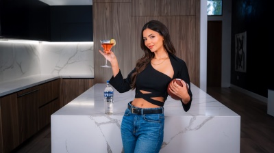 Svedka_Victoria-Justive-1.jpg