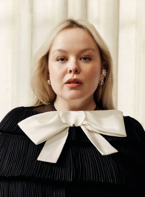 702468299_elle-apr-26-cover-hr-69a70e2c76b8f.jpg