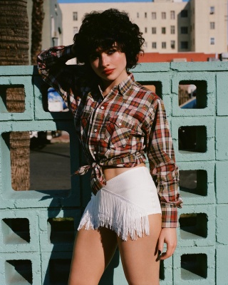 s_0007.jpg