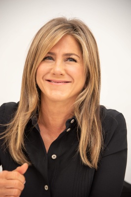 86430198_jennifer-aniston-004.jpg
